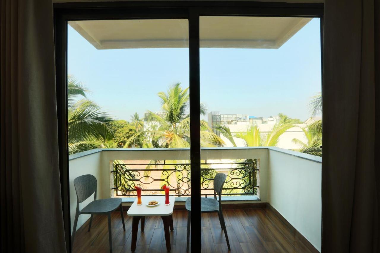 Resort The Lohias, Goa Candolim Kültér fotó