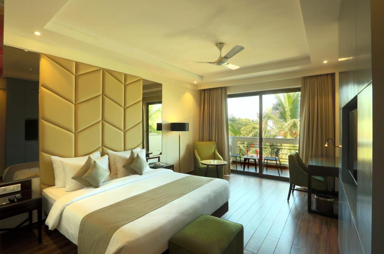 Resort The Lohias, Goa Candolim Kültér fotó