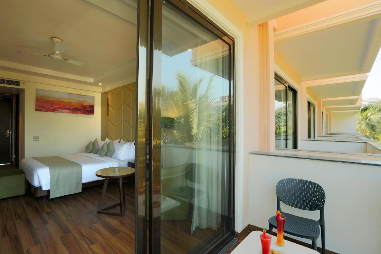 Resort The Lohias, Goa Candolim Kültér fotó